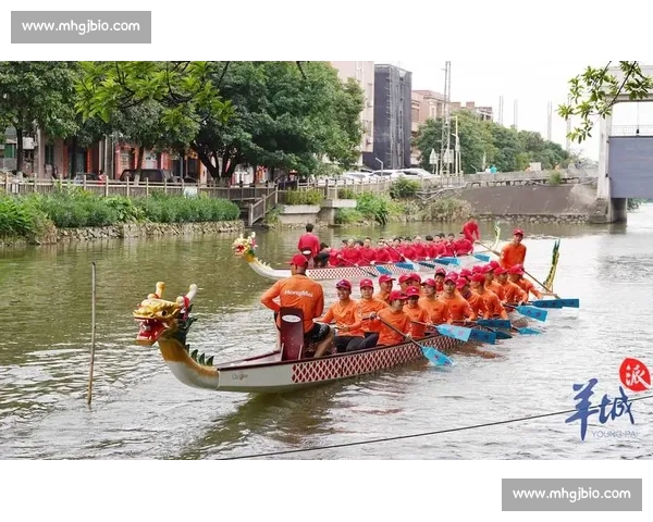 东莞沙田龙舟竞渡：一家三队同心出征大湾区